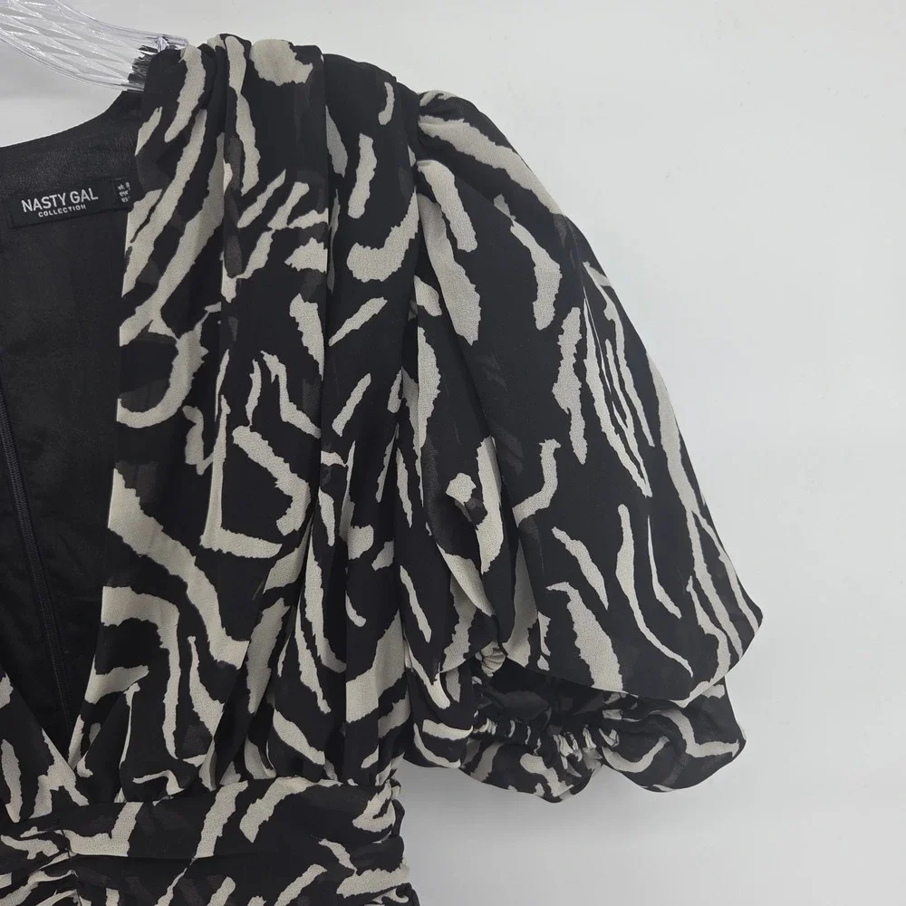 NASTY‎ GAL Romper 4 Black Zebra Print Puff Sleeve Animal Print Chic Party Night - Picture 2 of 7
